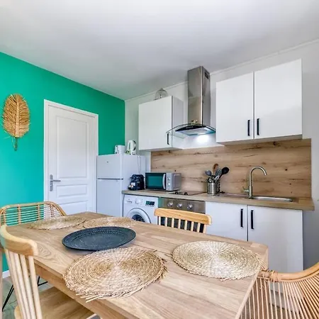Daire Superbe : Parking Gratuit + Fibre Wifi + Balcon